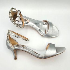 Badgley Mischka Yareli heels, Silver, NWOB